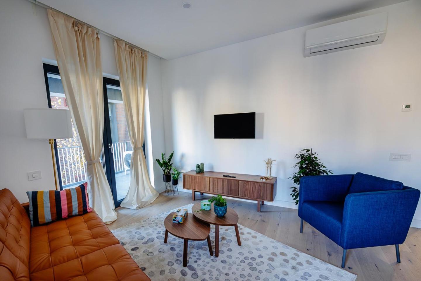 The Corner Luxe Apartment Bucharest Exterior photo